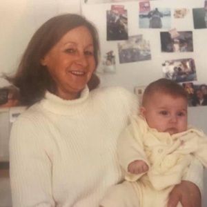 Meet your Posher, Abigail